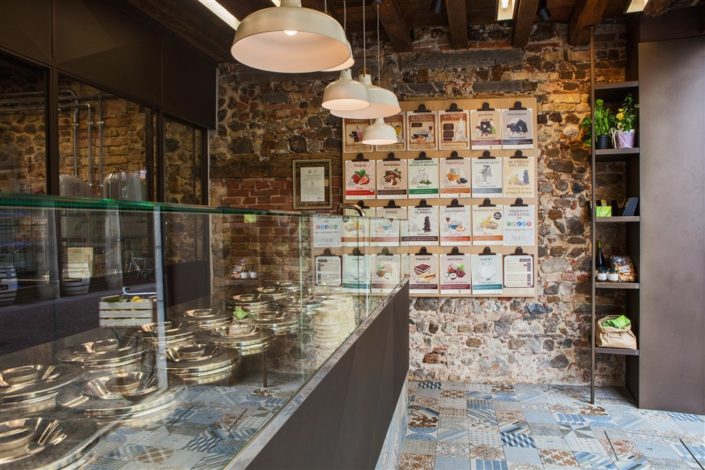 gelateria oggi_udine_ideaeffe_bancone su misura